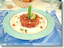 マグロのタルタル