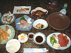 日章館、豪勢な夕食その1